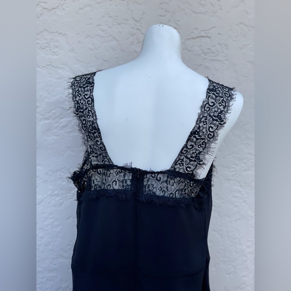 Eyelash lace Scalloped dress - Picture 9 of 10